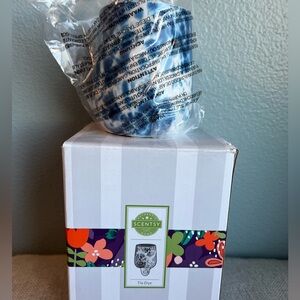 Tie Dye - Scentsy Mini Warmer